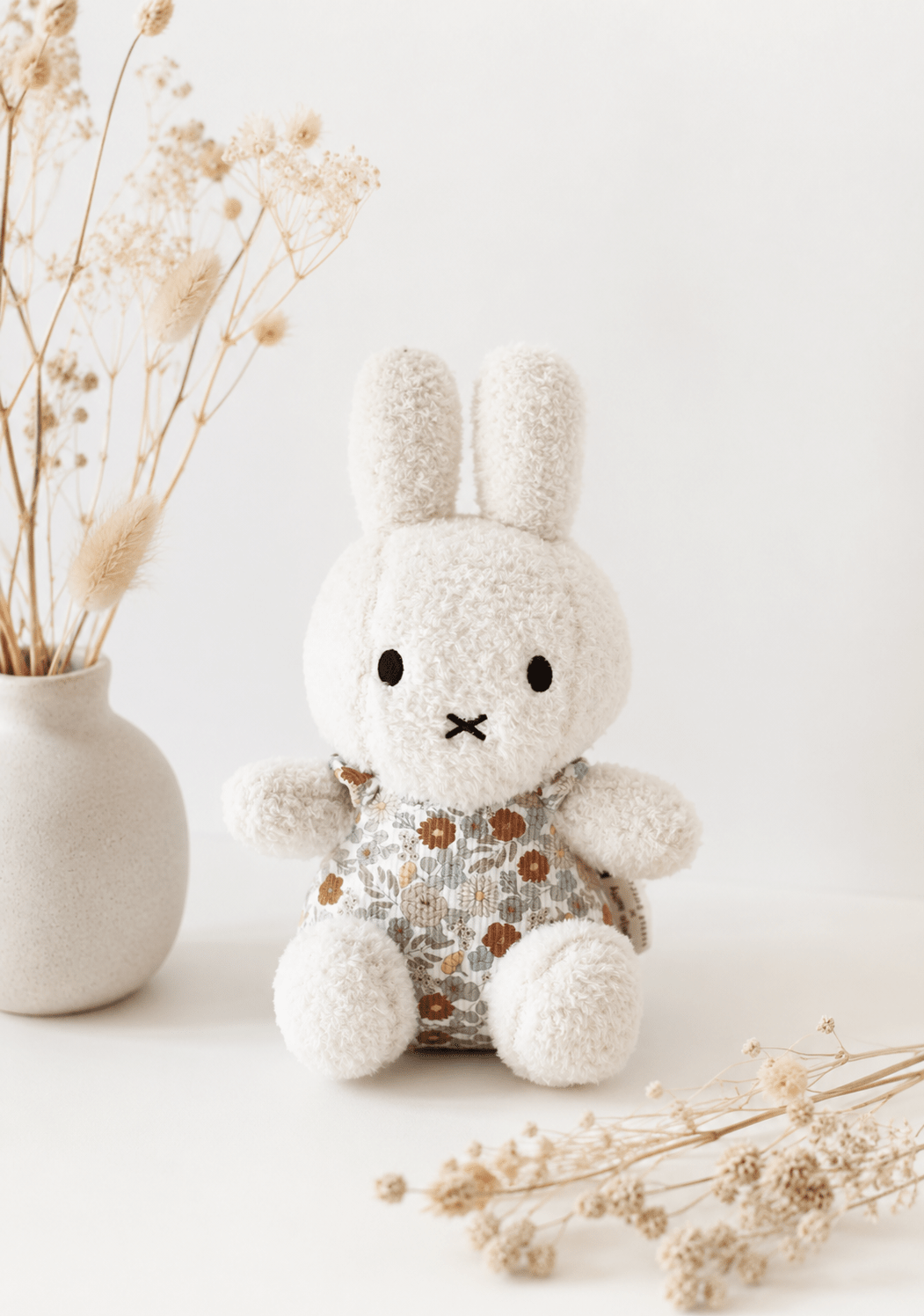 Stofftier Miffy Flowers - OYKAMI in a box