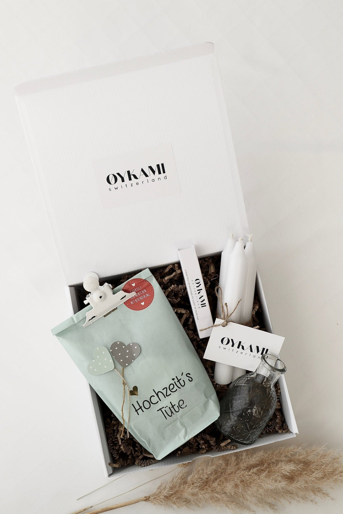 Überraschungs Geschenkbox "Hochzeit's Tüte" - Wundertüte mit ganz viel Herz - OYKAMI in a box