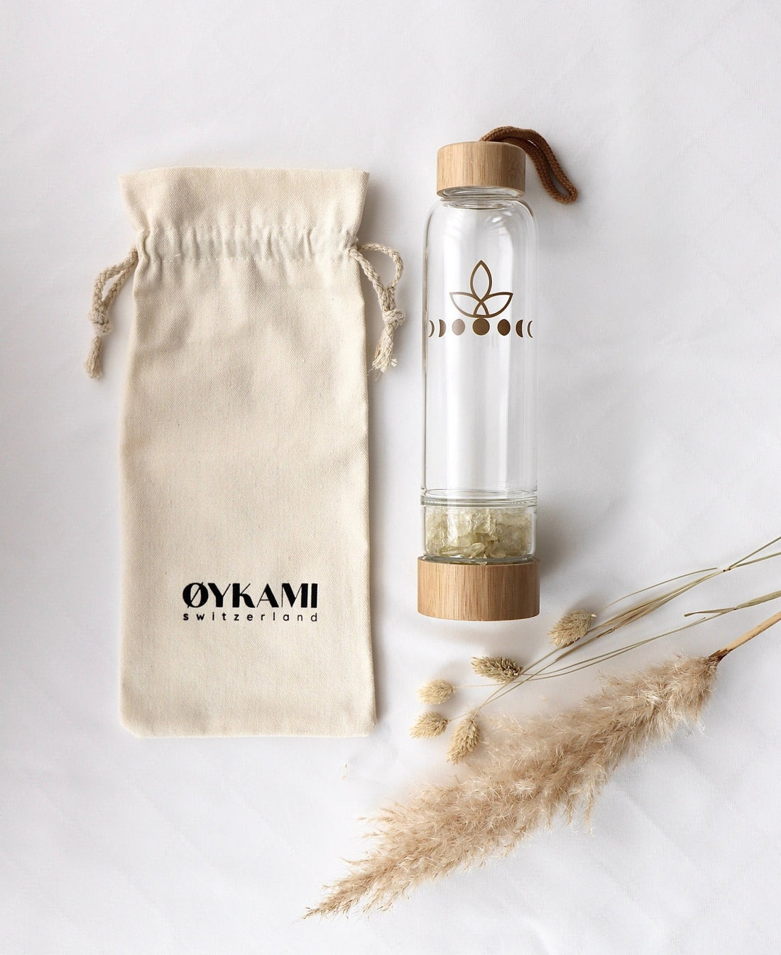 Wasserflasche mit Steinen - Citrin - OYKAMI in a box