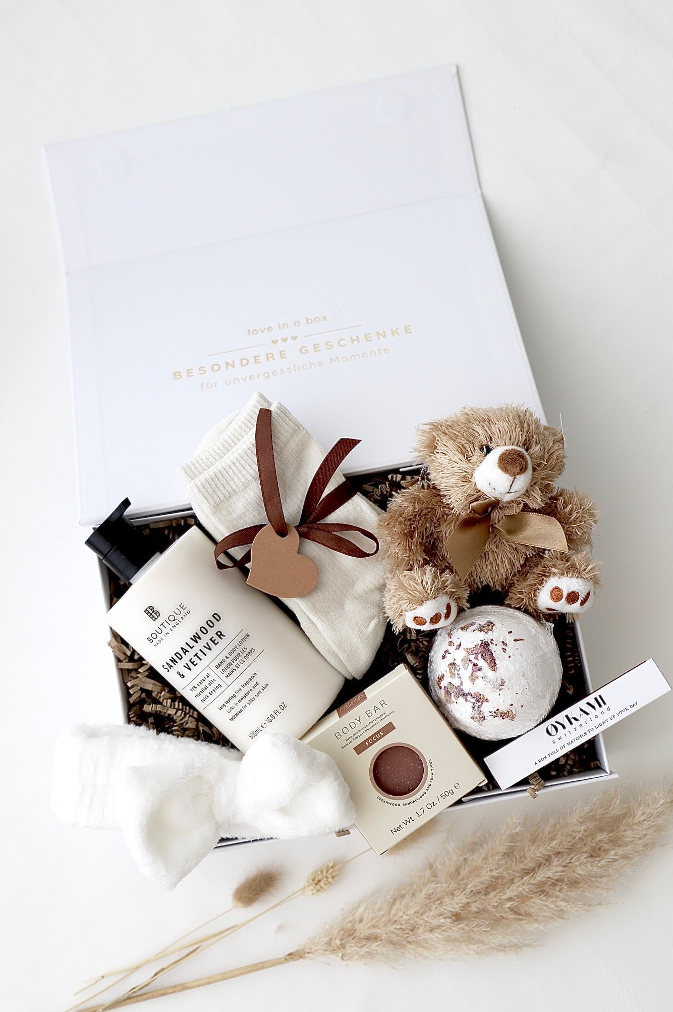 Wellness Geschenkbox "Berlin" - OYKAMI in a box