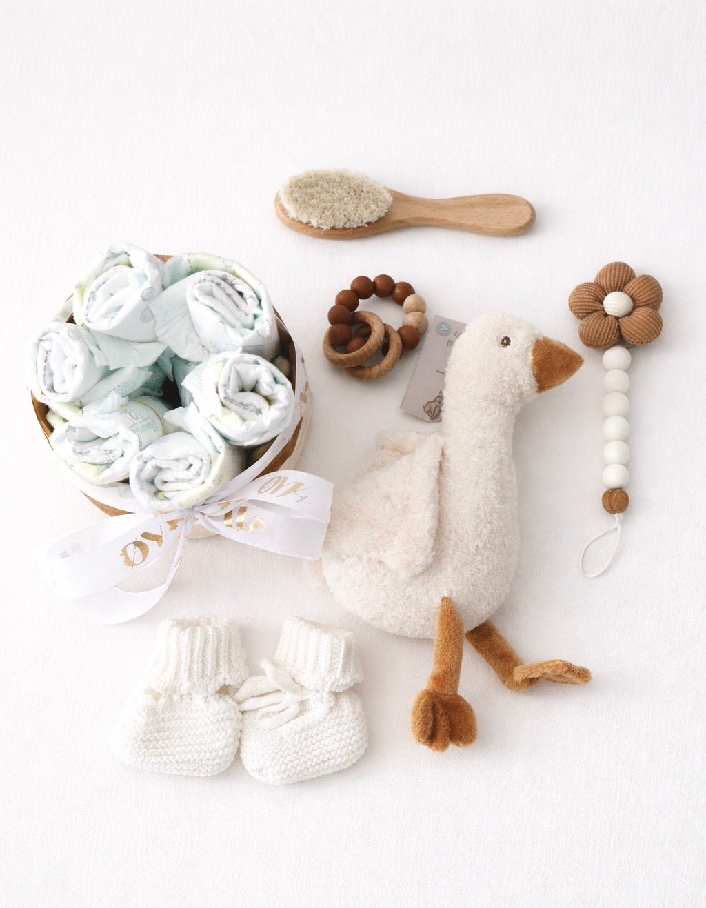 Windeltorte im Holzeimer Weiss „Goose“ - OYKAMI in a box